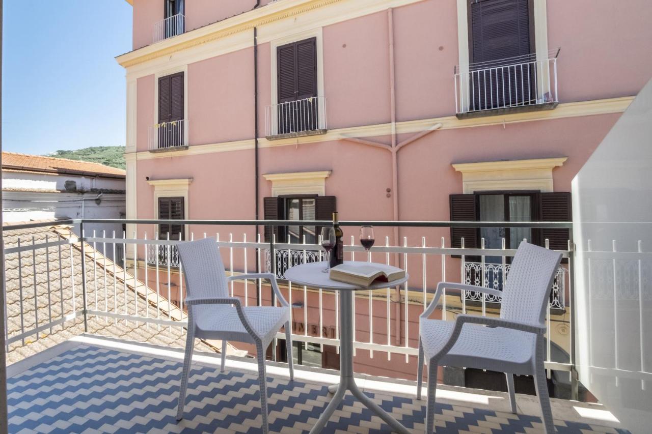 Neva Suites Massa Lubrense Sorrento Coast Eksteriør billede