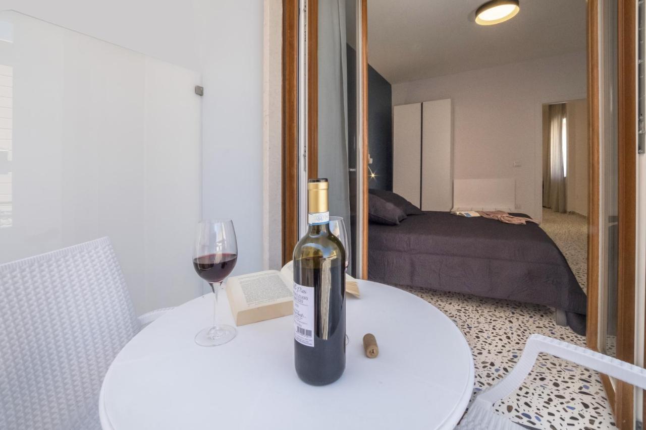 Neva Suites Massa Lubrense Sorrento Coast Eksteriør billede